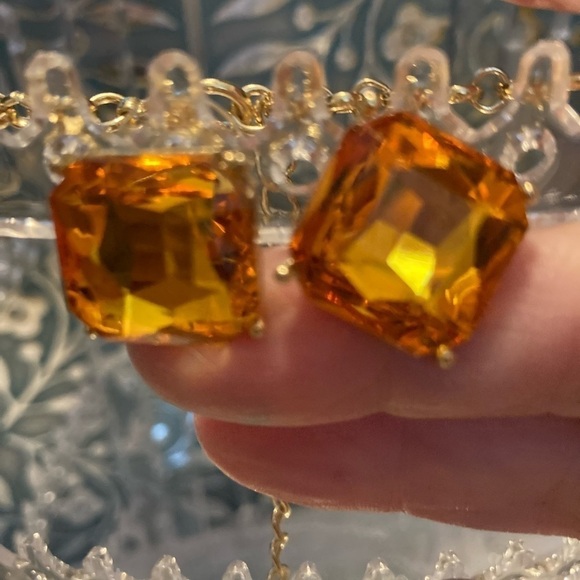 VINTAGE STUNNING orange topaz color necklace and earring set.​​ - Picture 10 of 16